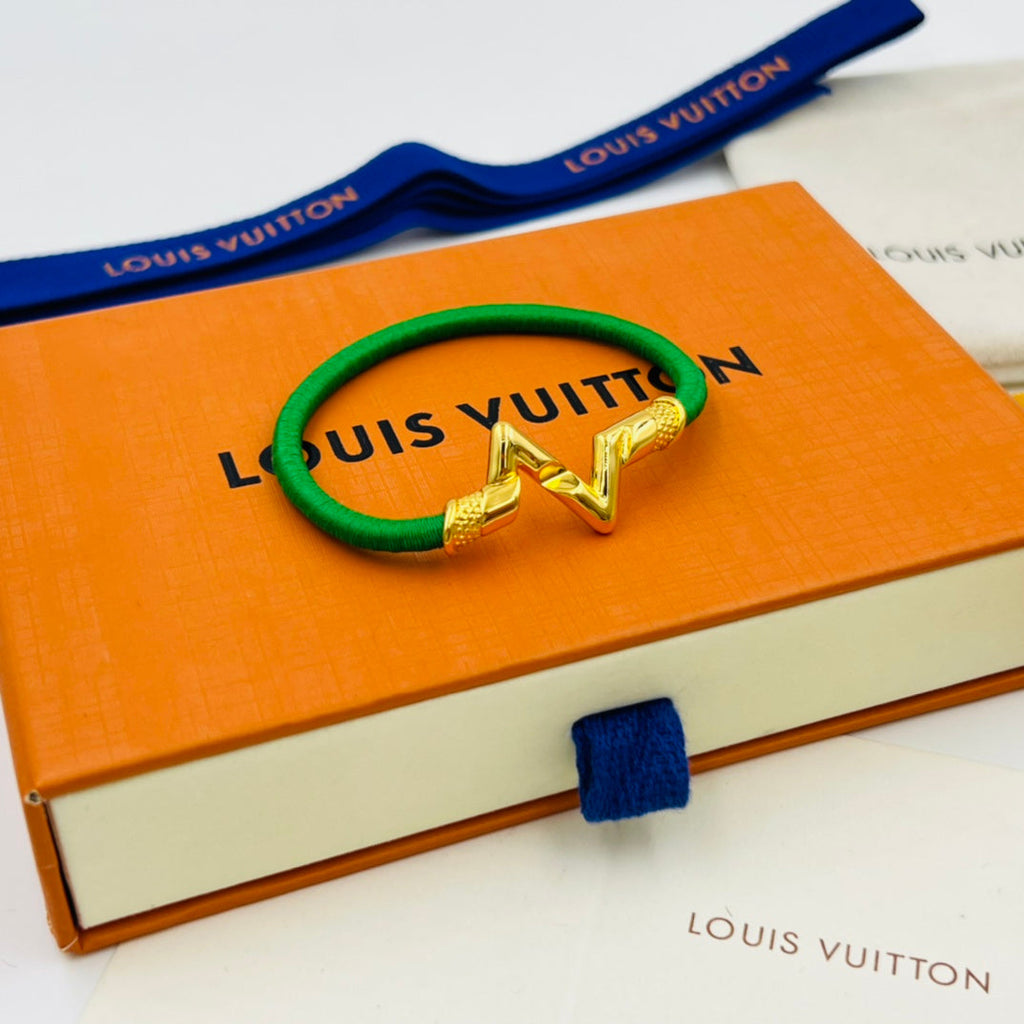 Louis Vuitton Volt Upside Down Play Small Bracelet Yellow Gold