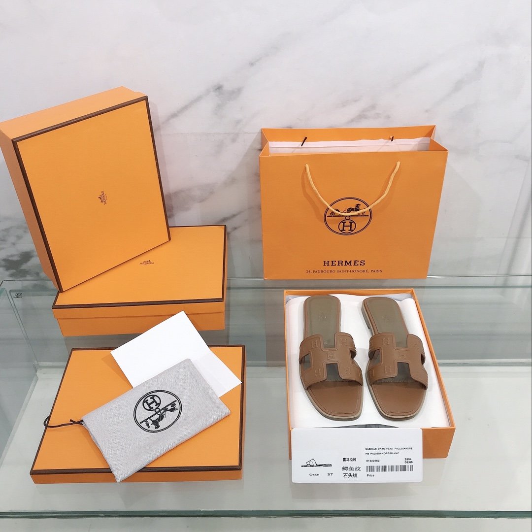 Hermes Oran Sandal Brown