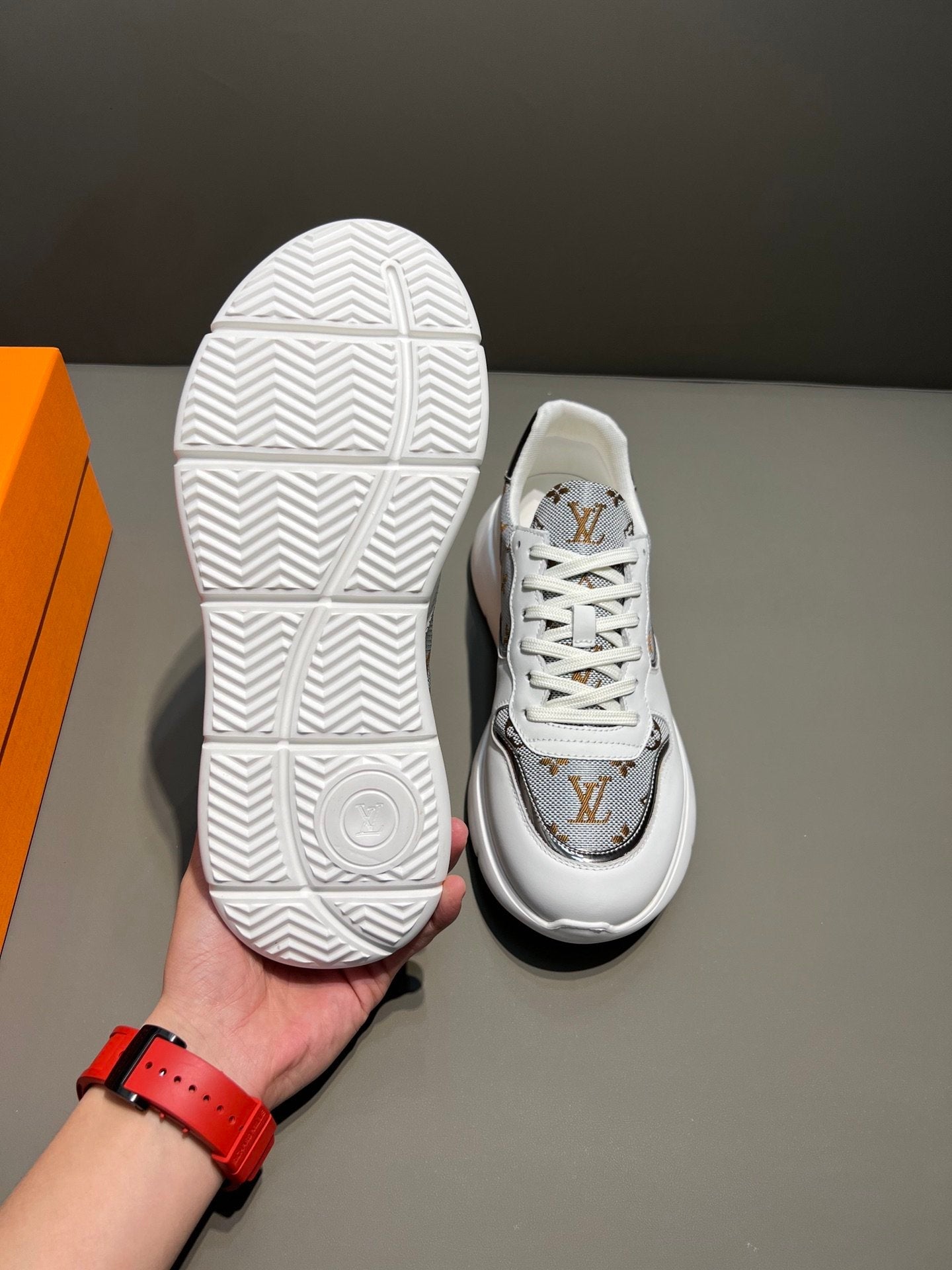 Louis Vuitton Trainer Sneaker