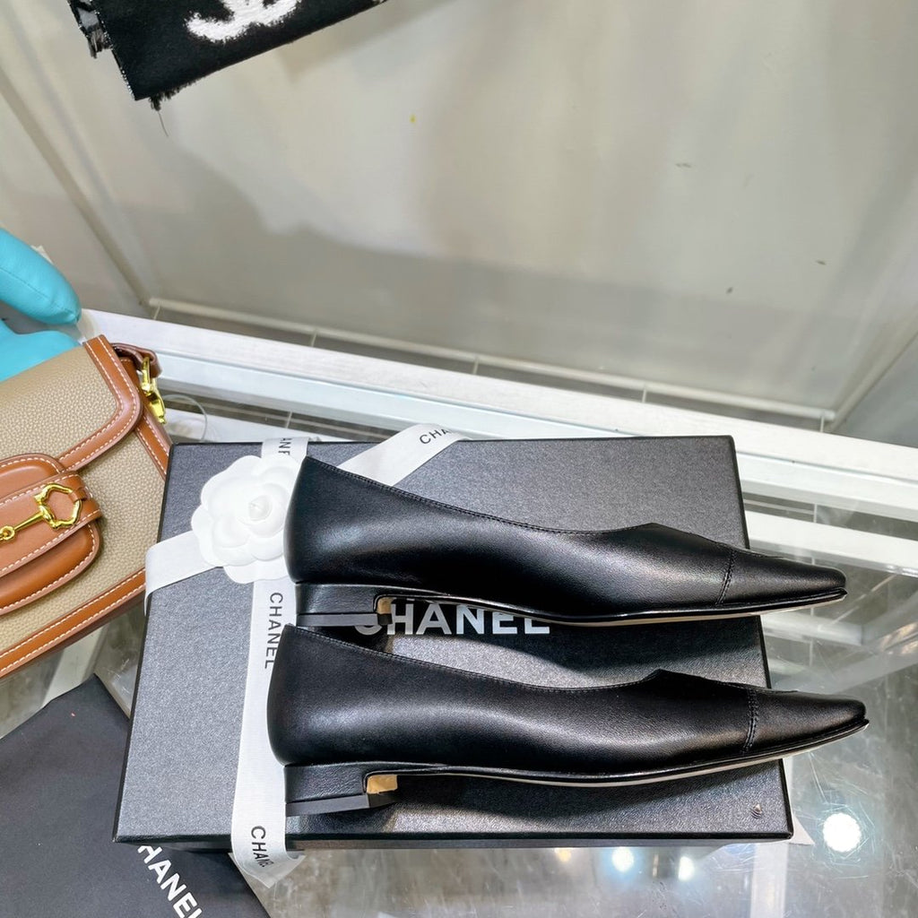 Chanel Flats Black