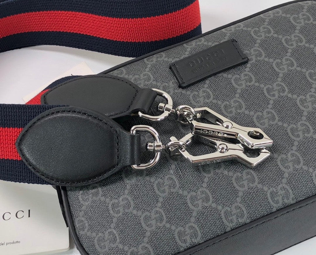 Gucci Black Shoudler Bag 24cm Black