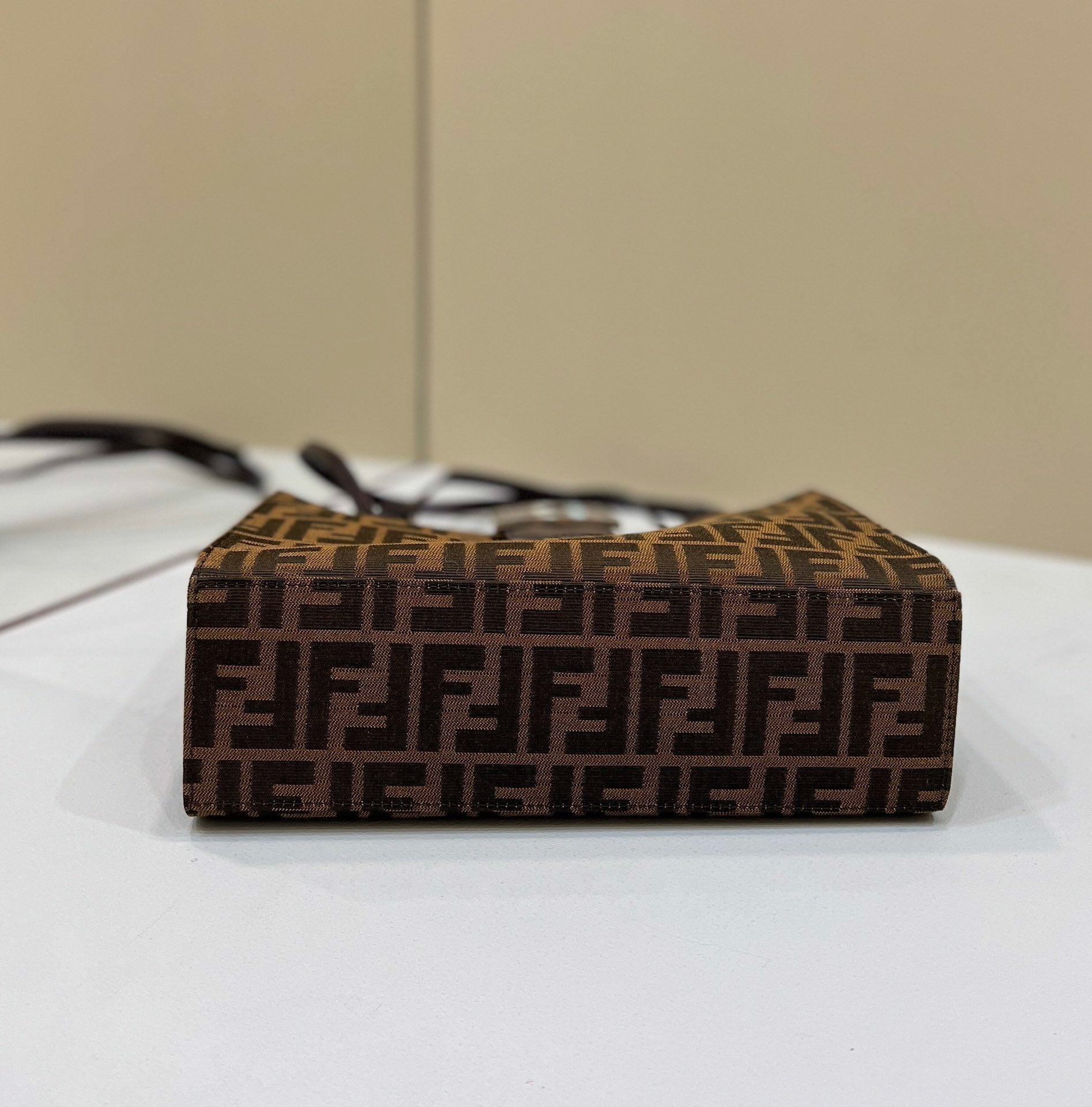 Fendi Baguette Tote 28cm Brown