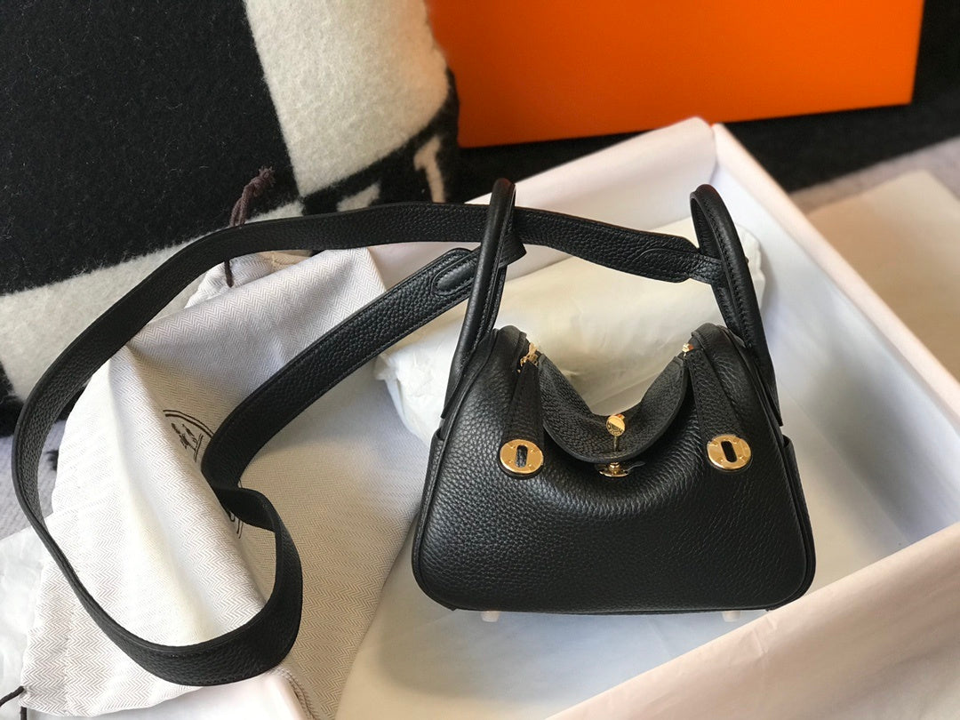 Hermes Lindy Mini 19cm Black Bag