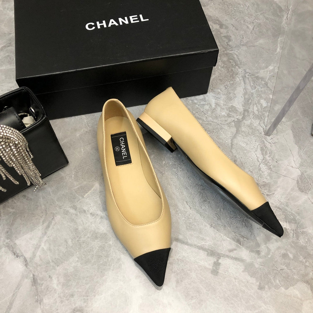 Chanel Flats Beige