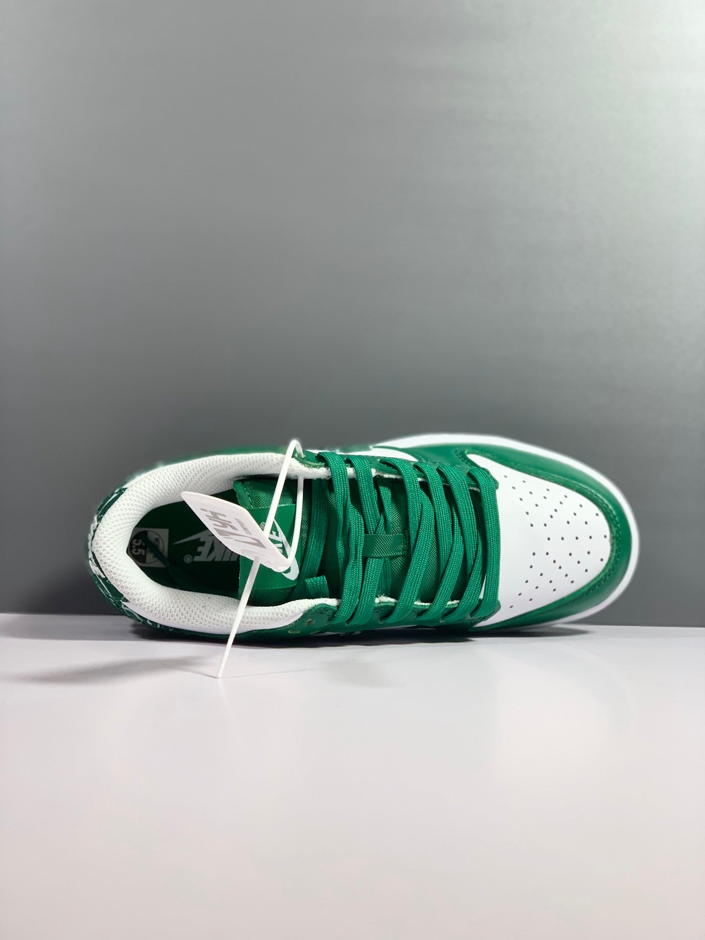 Nike Wmns Dunk Low Vintage