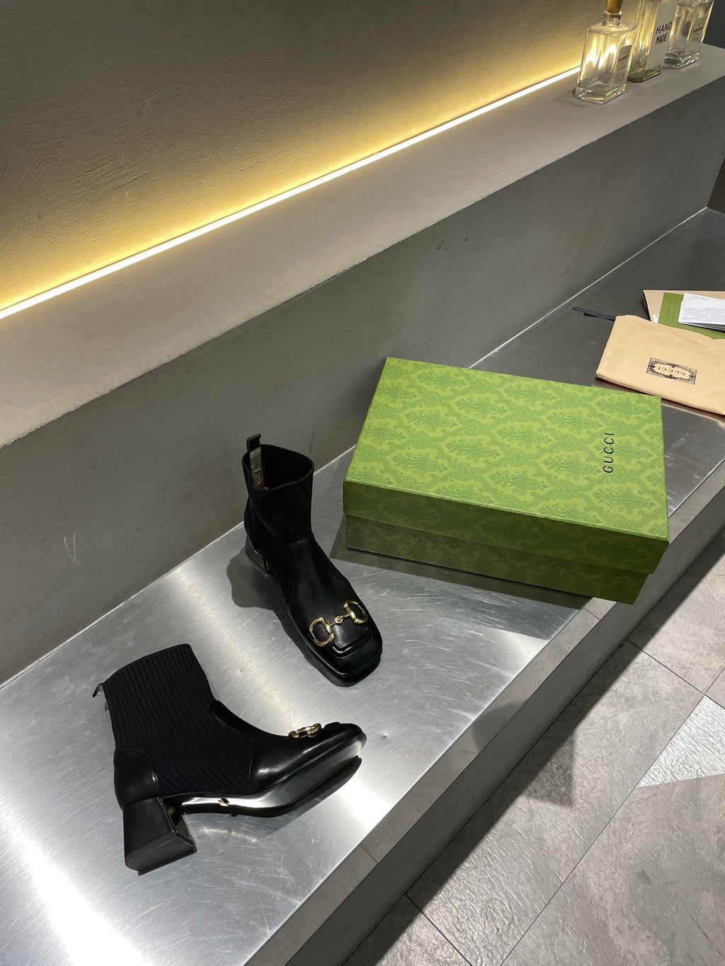 Gucci Ankle Boots With Horsebit Black