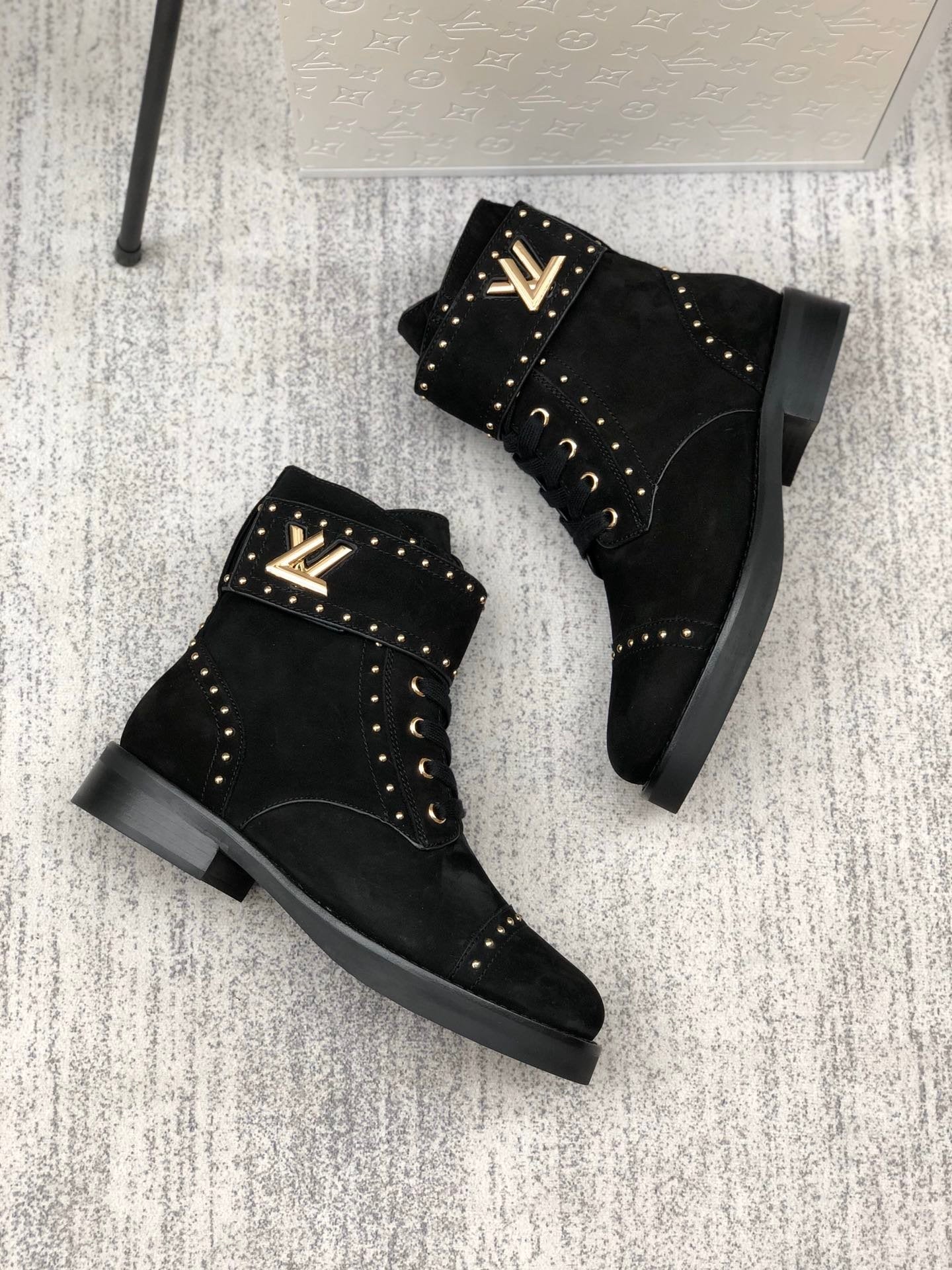 Louis Vuitton Wonderland Ranger Black