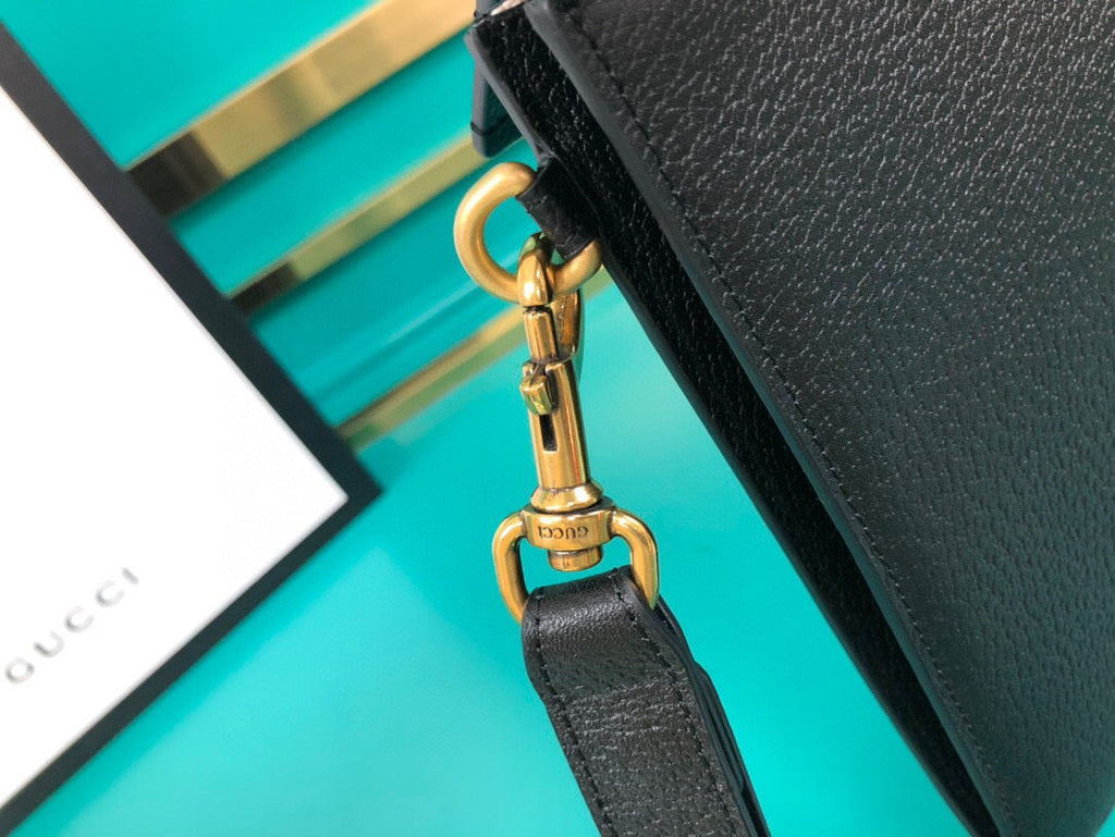 Gucci Marmont Pouch