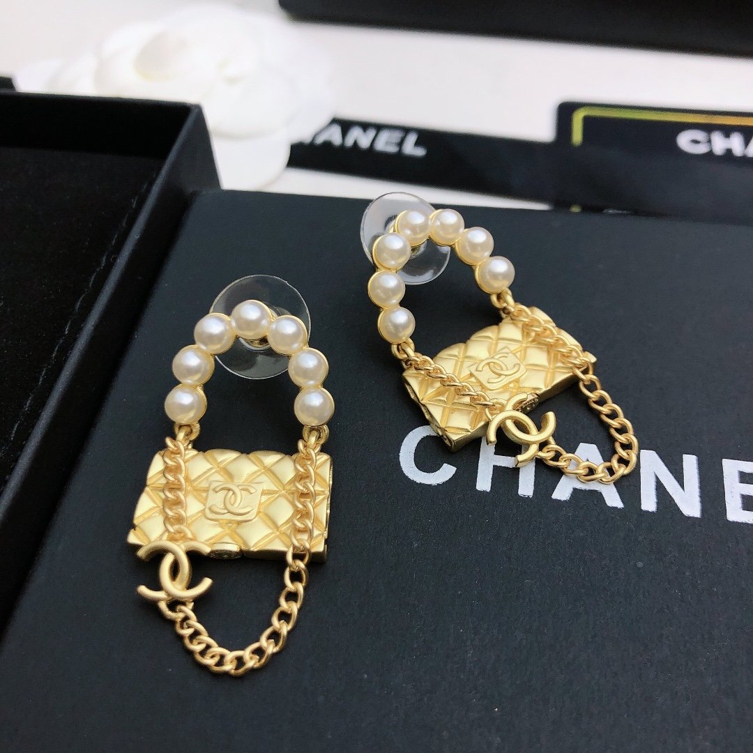 Chanel Earings