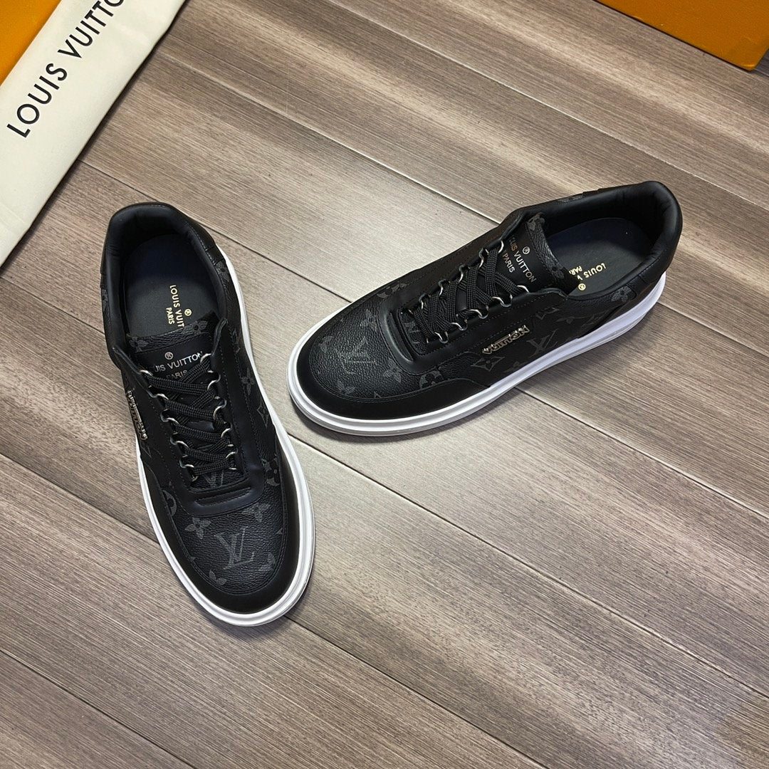 Louis Vuitton Trainer Sneaker