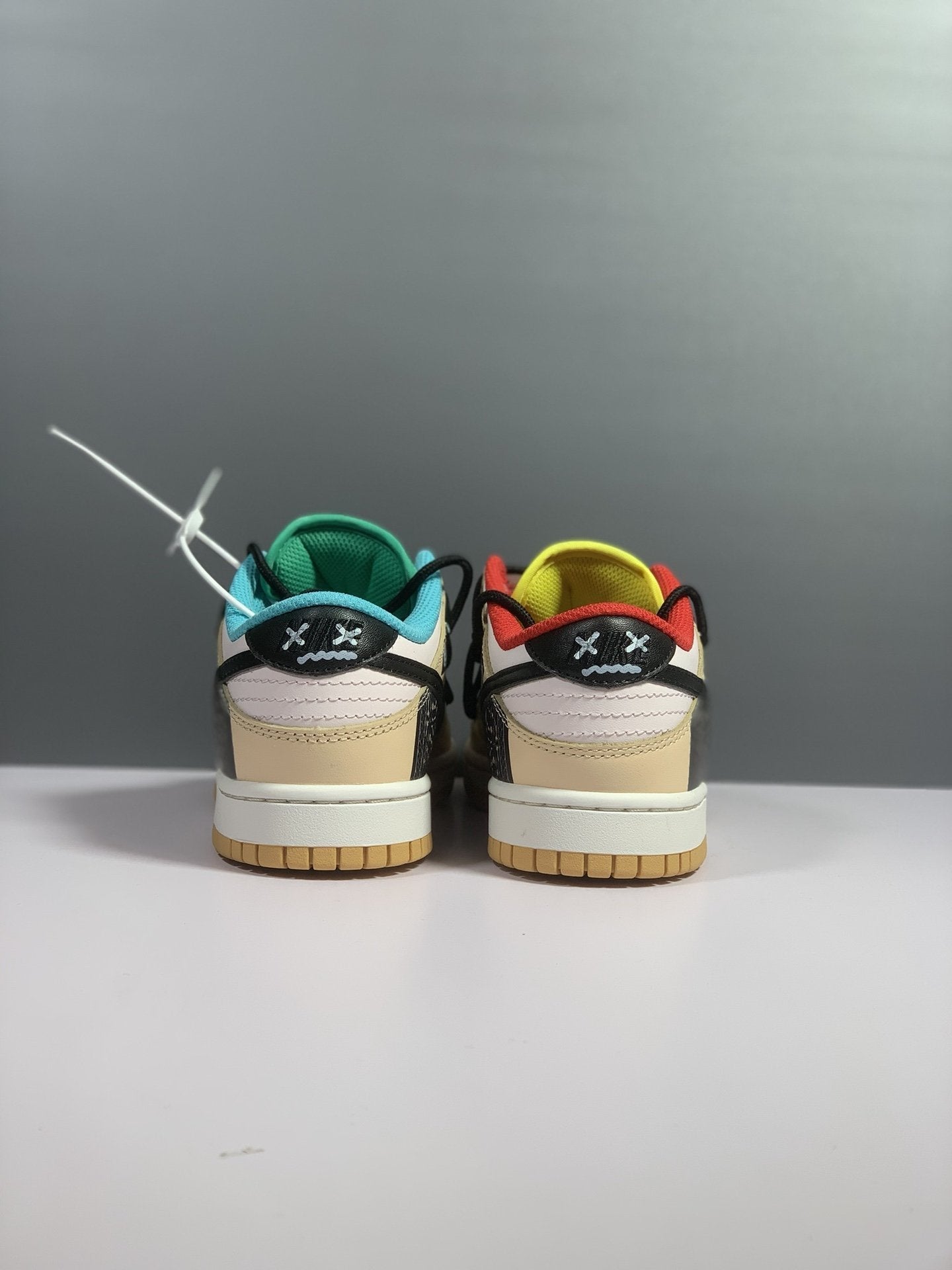 Nike SB Dunk Low Top