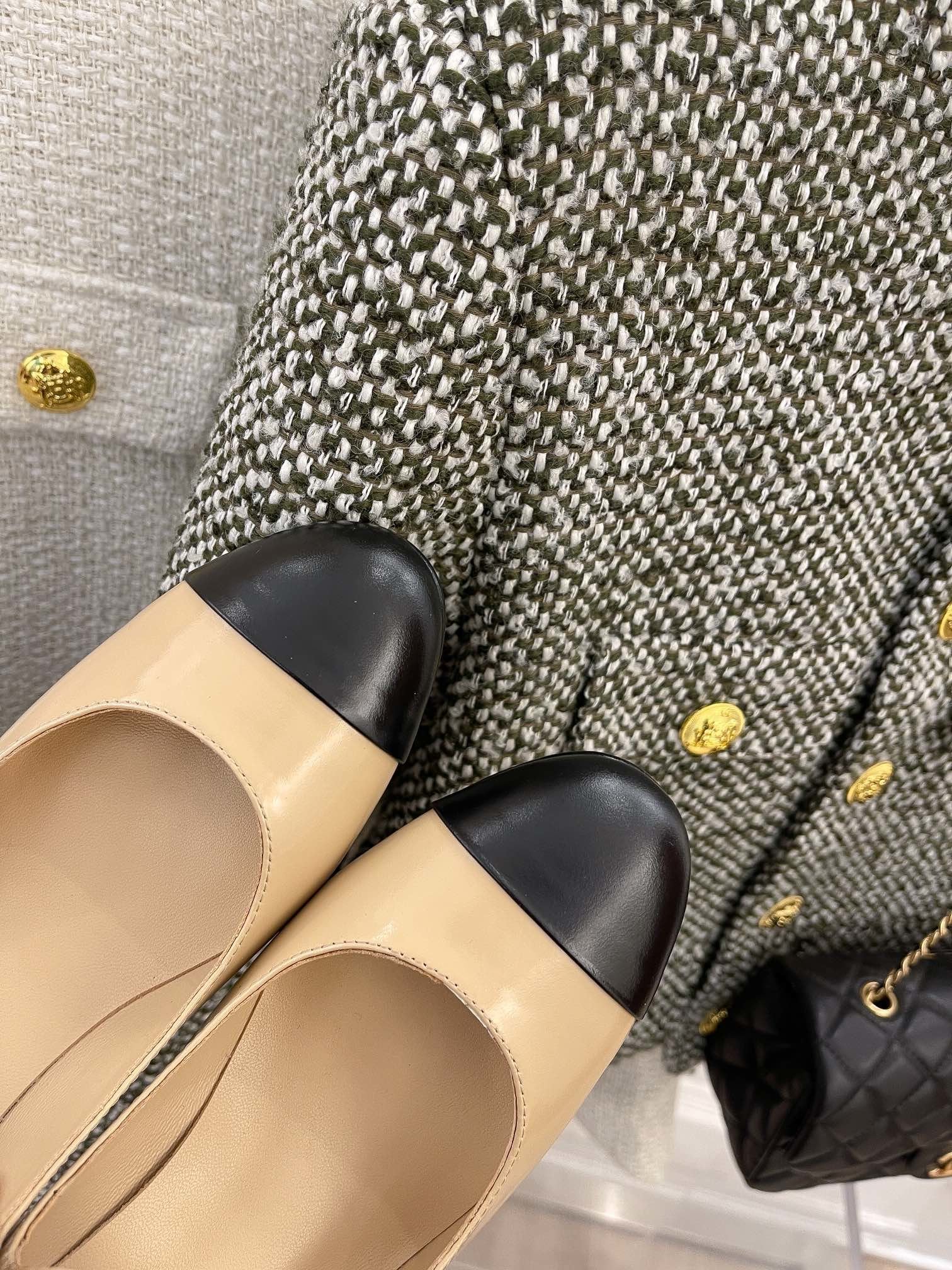 Chanel Open Shoes Beige