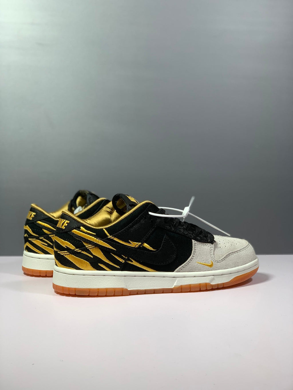 Nike Dunk Low GS God Of Wealth
