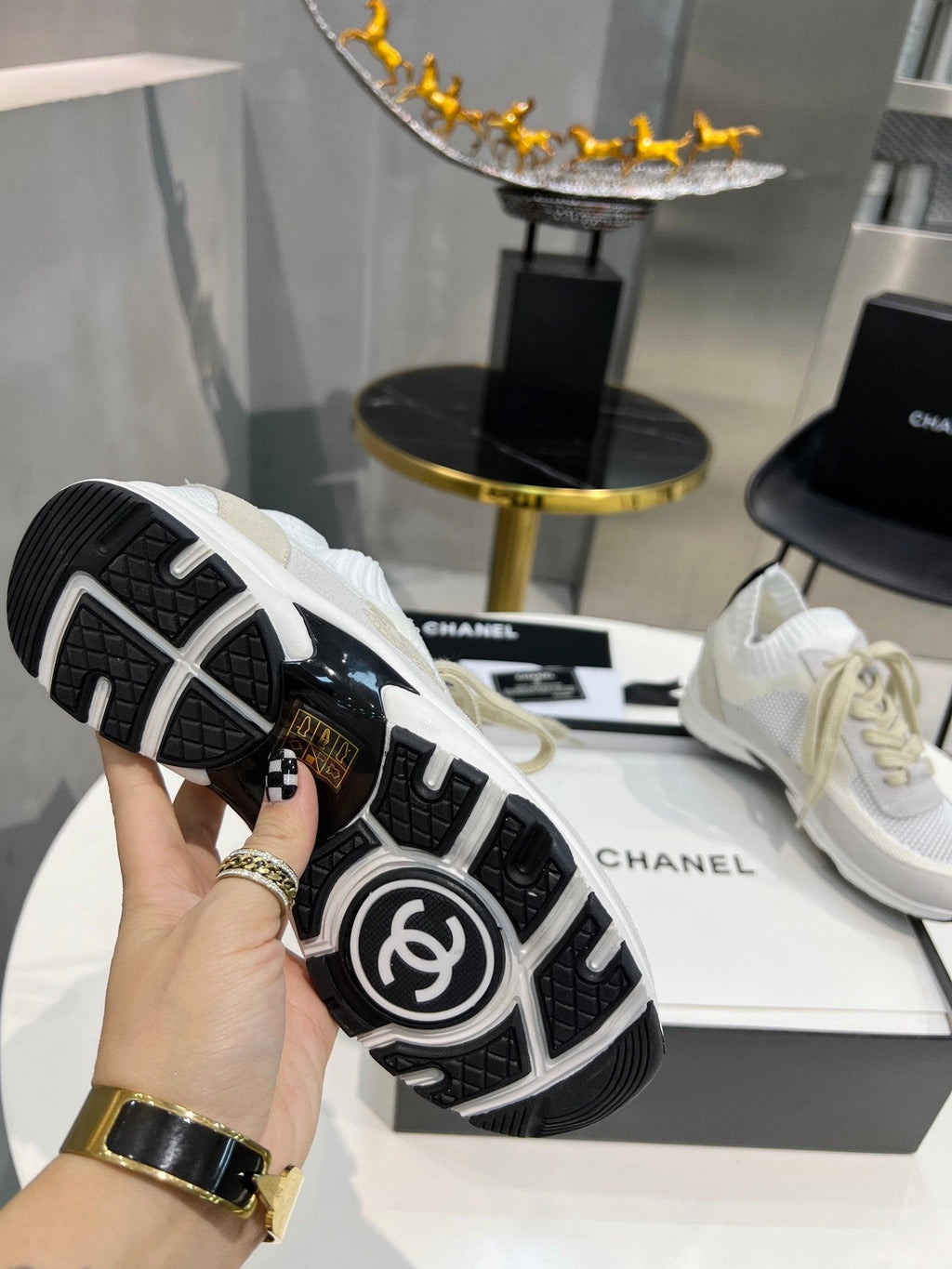 Chanel Trainers Sneakers White/Pink