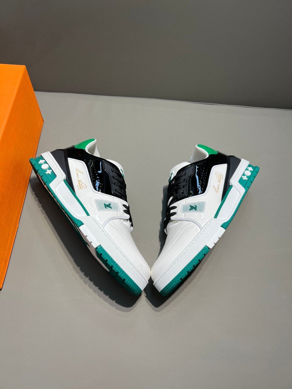 Louis Vuitton Trainer Sneaker