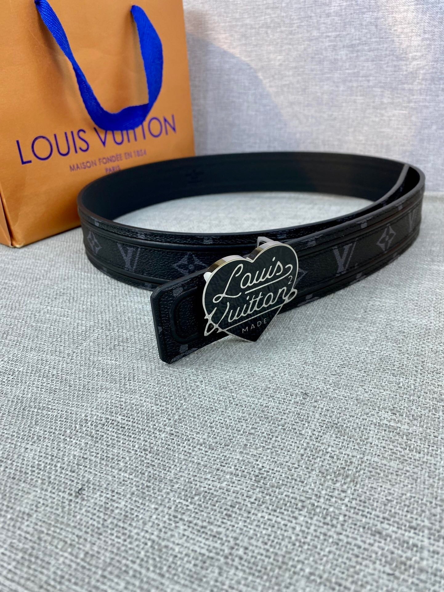 Louis Vuitton Initiales Reversible