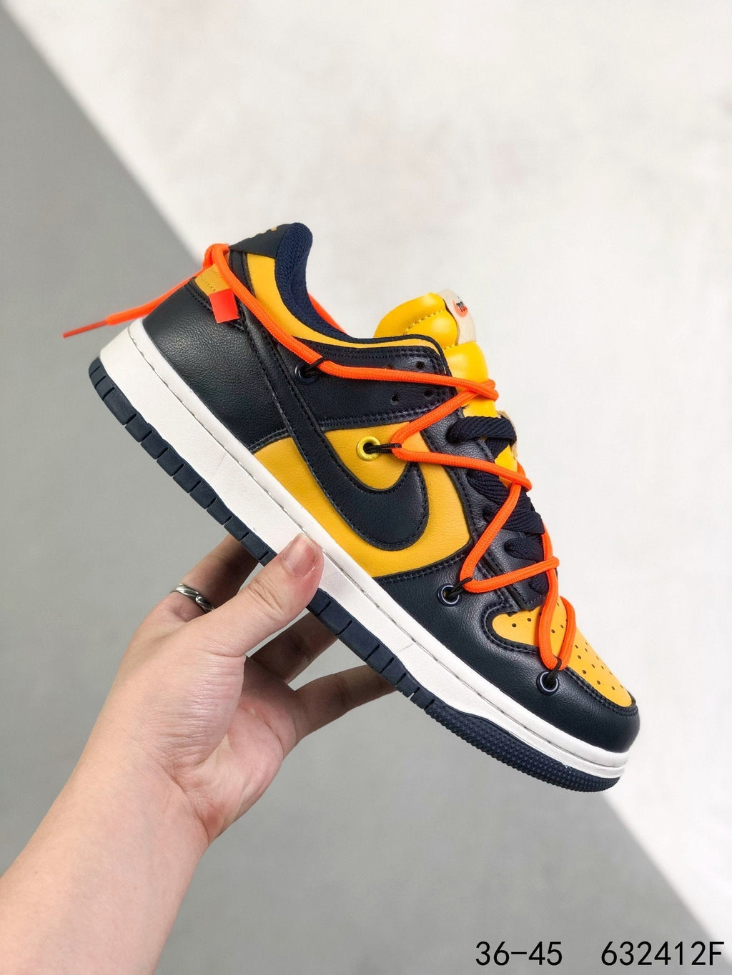Nike Dunk Low Off-White Lot List