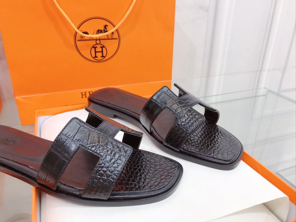 Hermes Oran Sandal Black