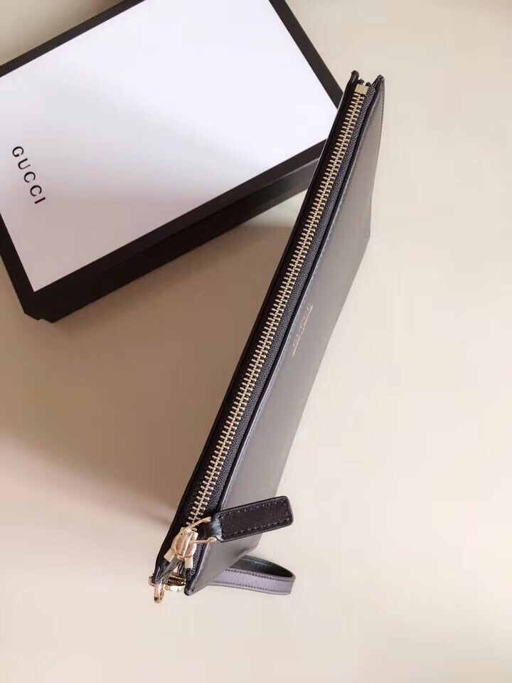 Gucci Marmont Pouch
