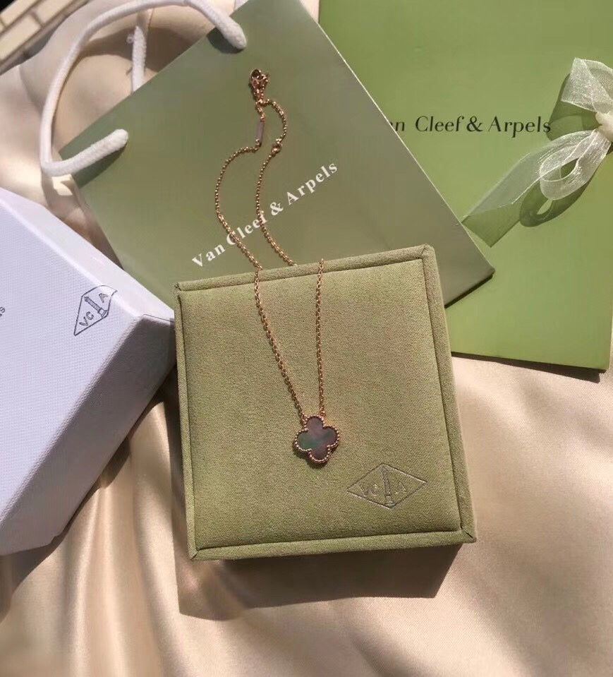 Van Cleef & Arpels Necklace
