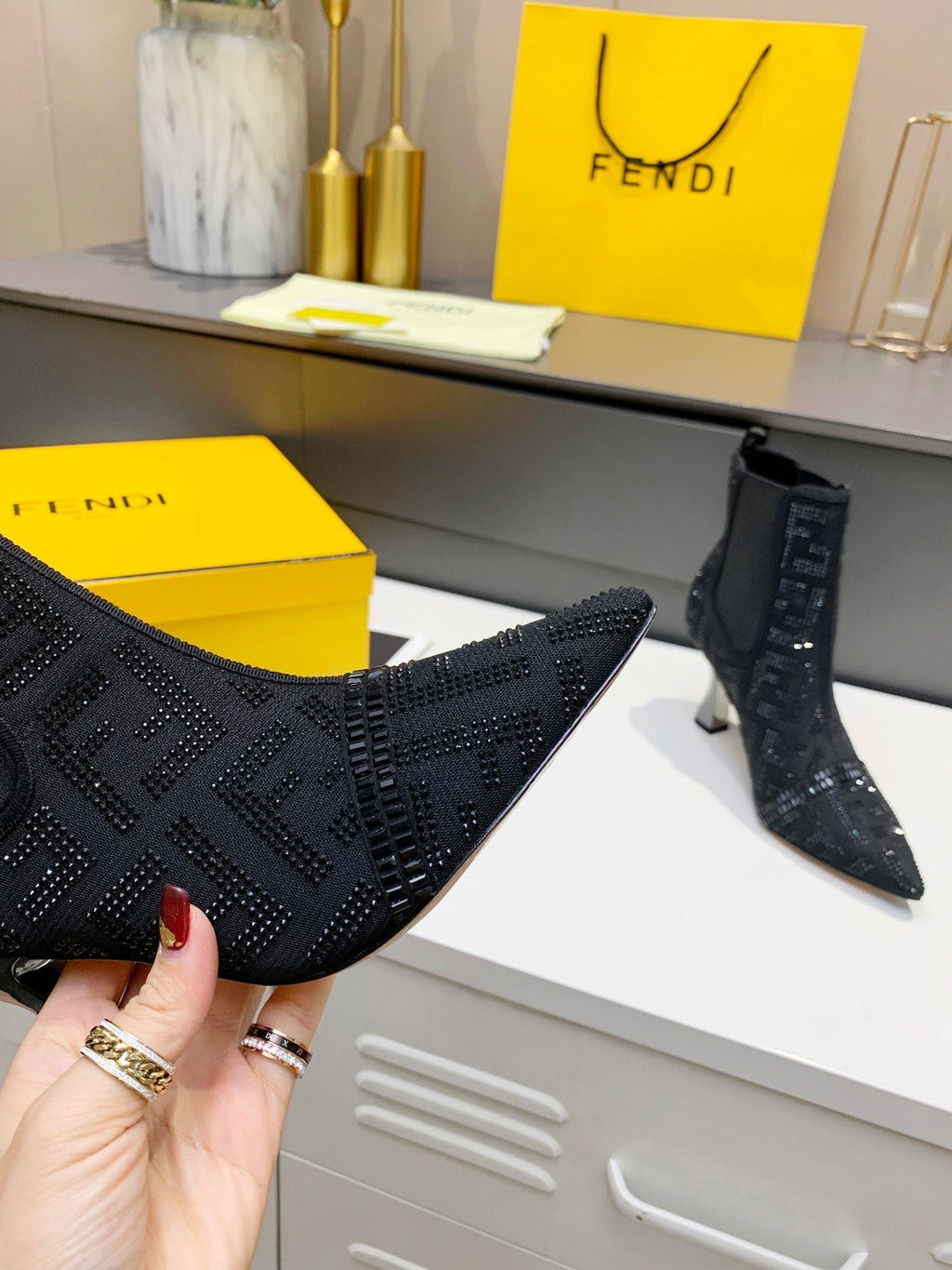 Fendi Karligraphy Black