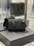 Saint Laurent Envelope Bag 21cm
