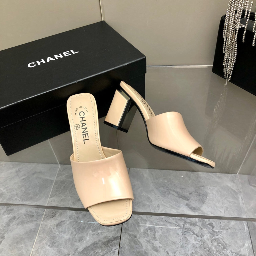 Chanel Mules Beige