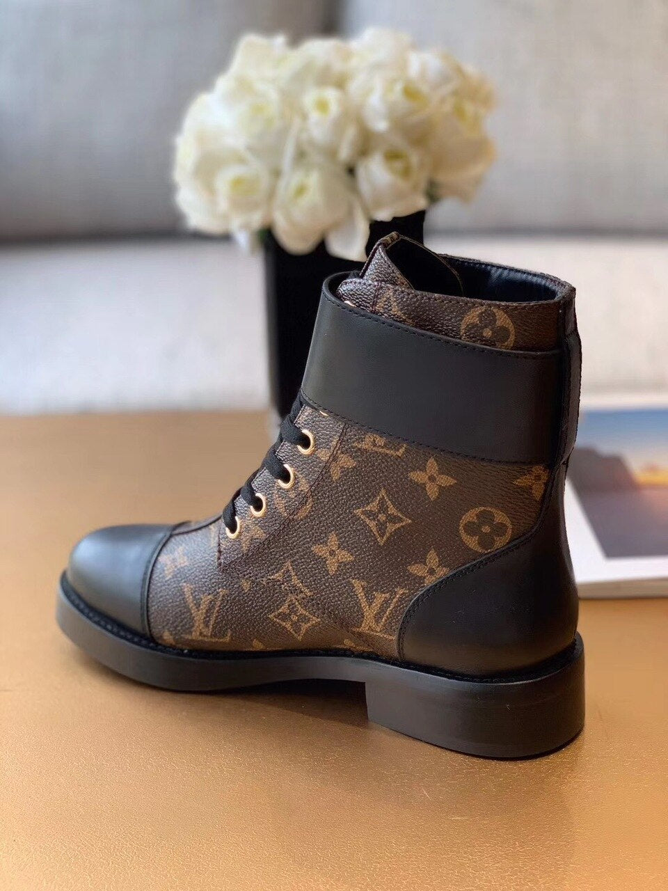 Louis Vuitton Wonderland Flat Ranger Monogram Canvas Calfskin Leather Fall/Winter 2019 Collection Black/Brown