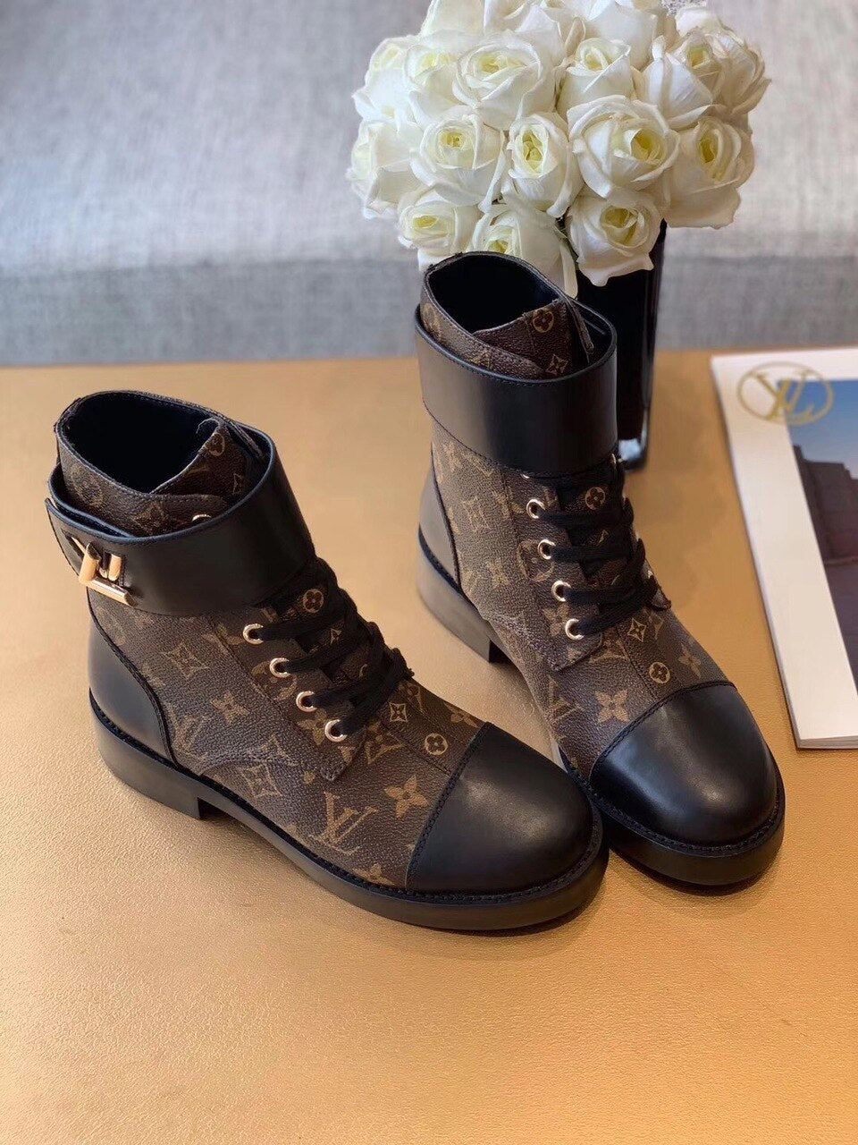 Louis Vuitton Wonderland Flat Ranger Monogram Canvas Calfskin Leather Fall/Winter 2019 Collection Black/Brown