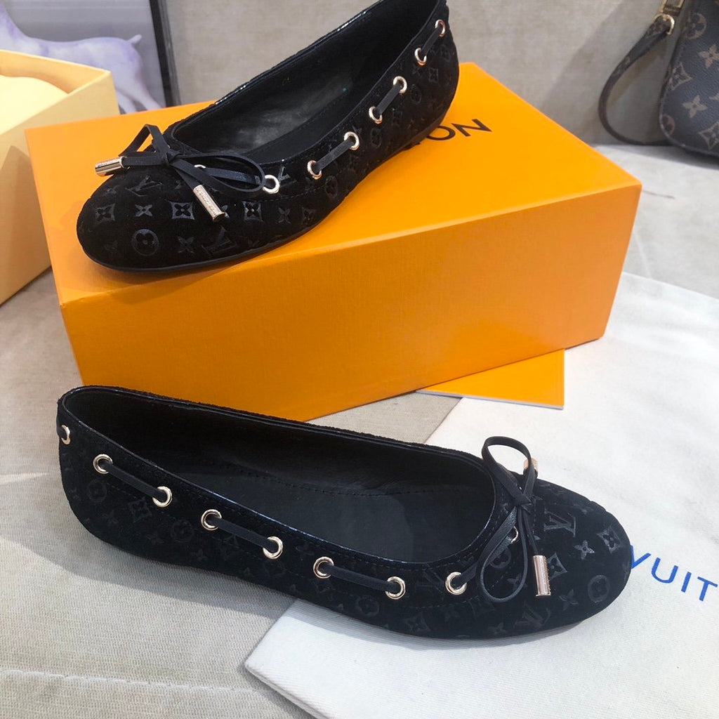 Louis Vuitton Gloria Flat Loafer Black