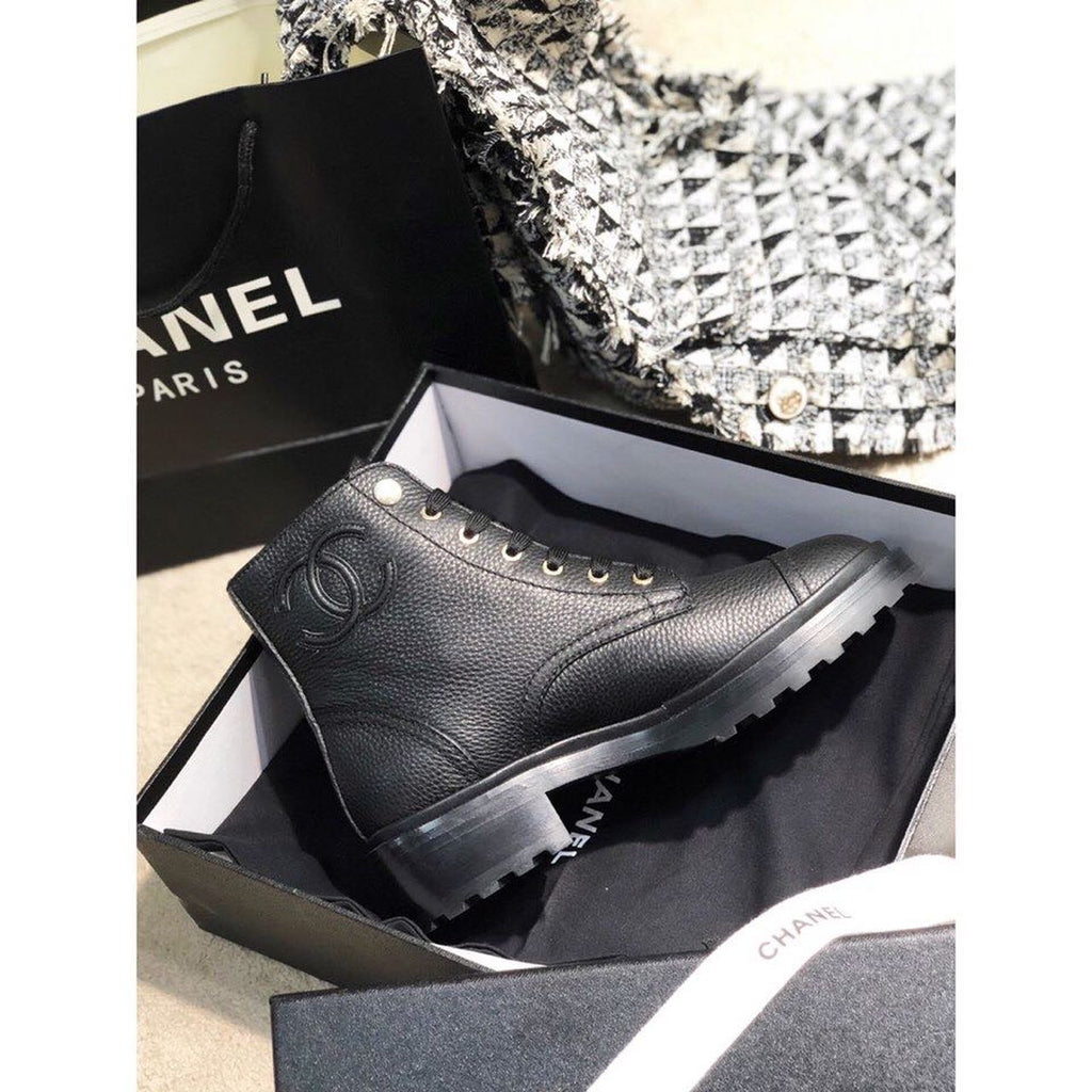 Chanel Pearl Embellished Ankle Boots Calfskin Leather Fall/Winter Collection Black