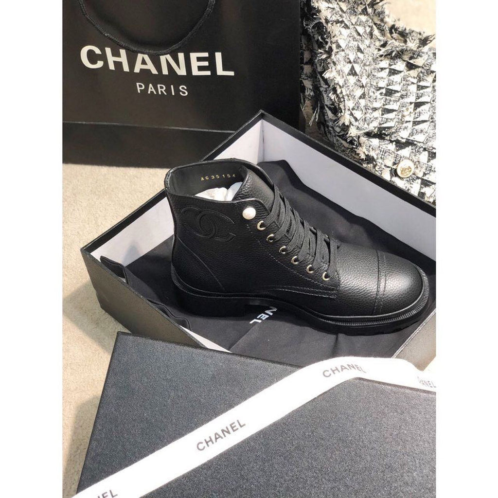 Chanel Pearl Embellished Ankle Boots Calfskin Leather Fall/Winter Collection Black