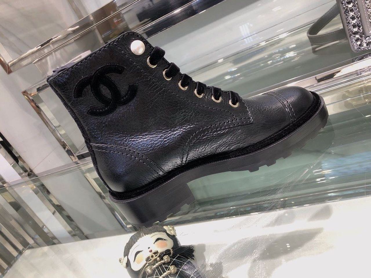 Chanel Pearl Embellished Ankle Boots Velvet/Grained Calfskin Leather Fall/Winter Collection, Black