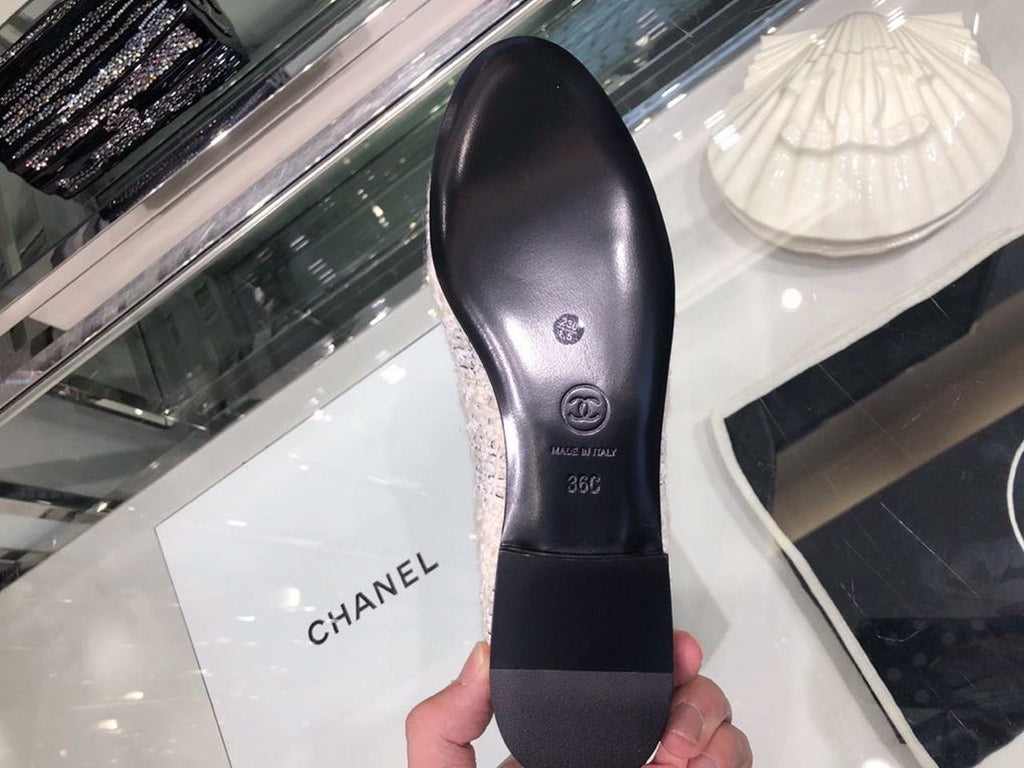 Chanel Ballerina Flats Tweed & Grosgrain Calfskin Leather Fall/Winter Collection Grey/Black