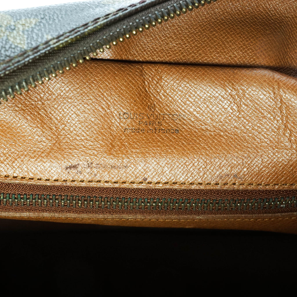 Louis Vuitton Nile Gm Crossbody Bag