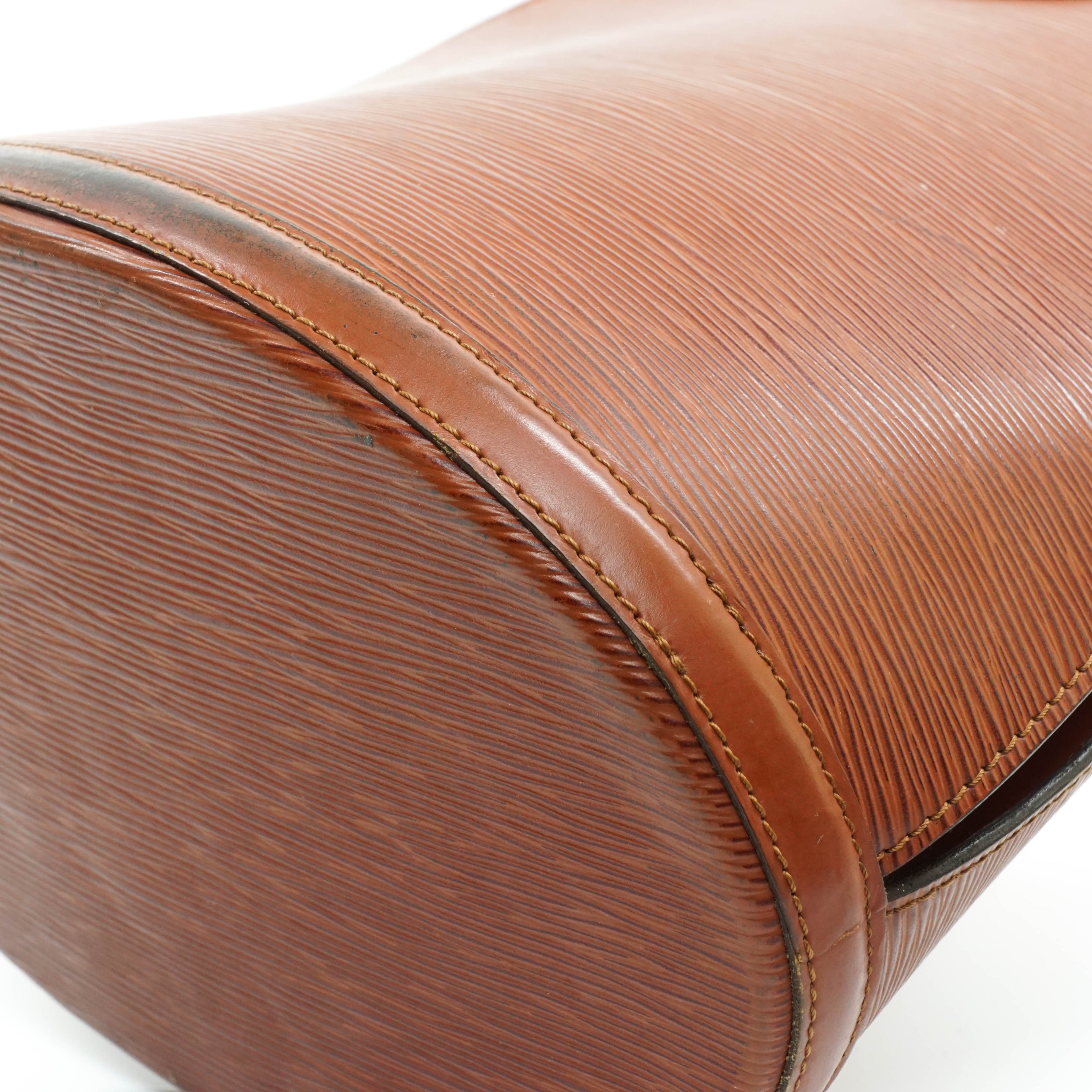 Louis Vuitton Cluny Shoulder Bag