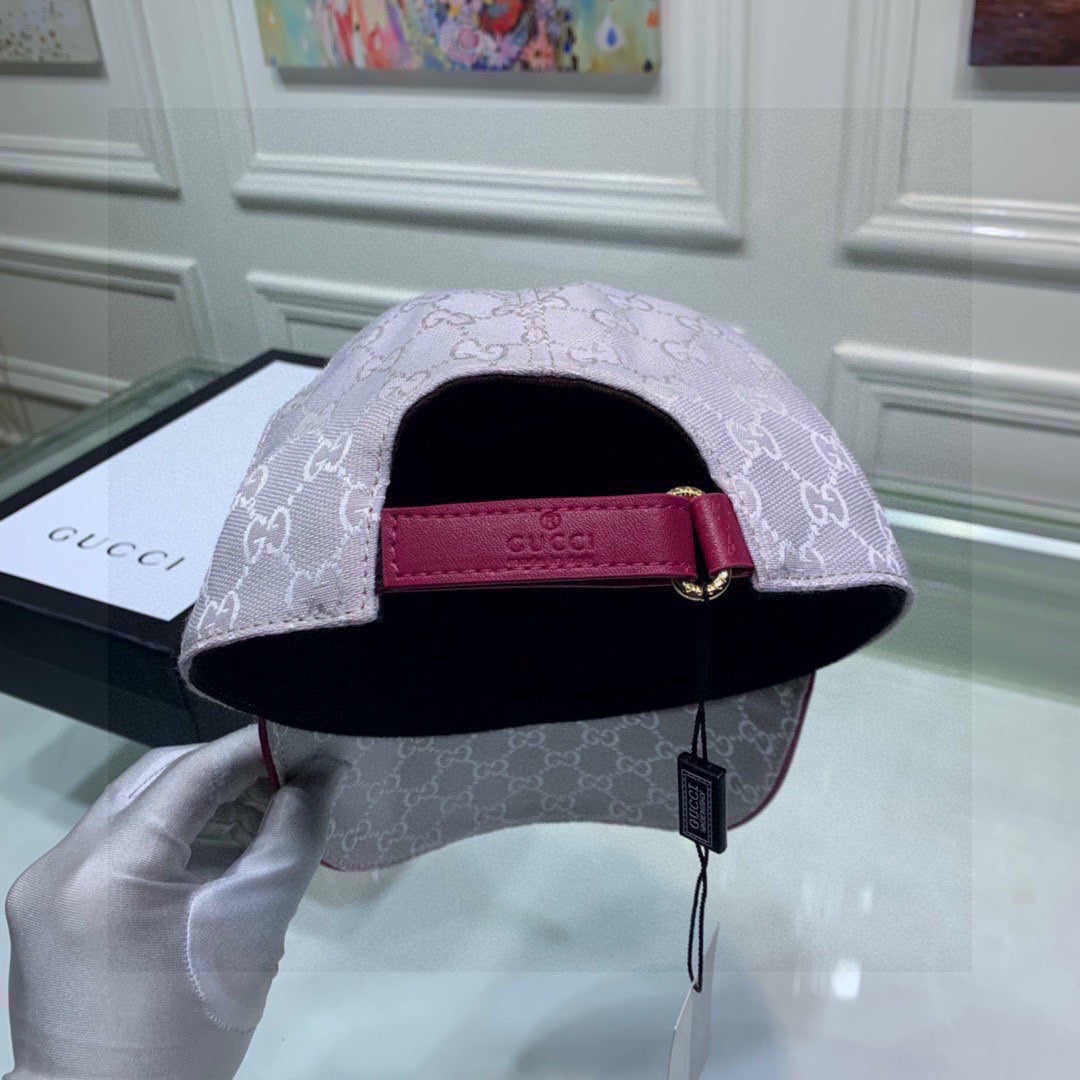 Gucci Canvas Baseball Cap with Web