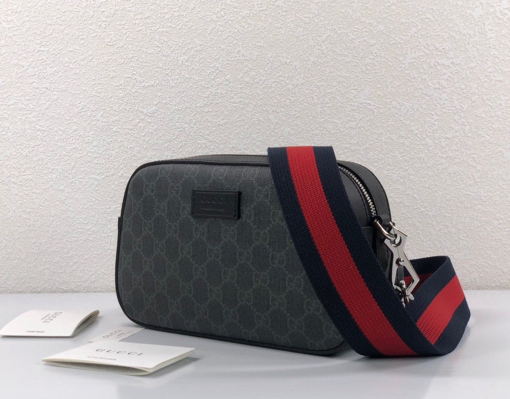 Gucci Black Shoudler Bag 24cm Black