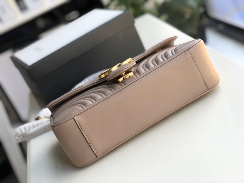 Gucci Marmont Shoulder Bag 26cm 443497 Calfskin Leather Spring/Summer Collection, Beige