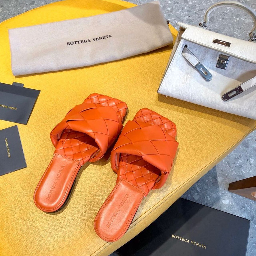 Bottega Veneta Lido Flat Square Toe Sandals Lambskin Leather Fall/Winter 2019 Collection, Orange