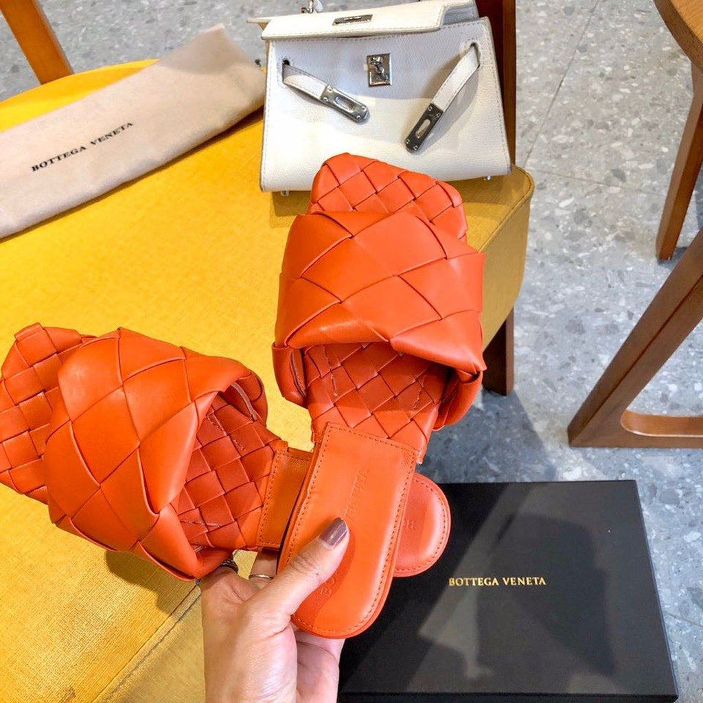 Bottega Veneta Lido Flat Square Toe Sandals Lambskin Leather Fall/Winter 2019 Collection, Orange