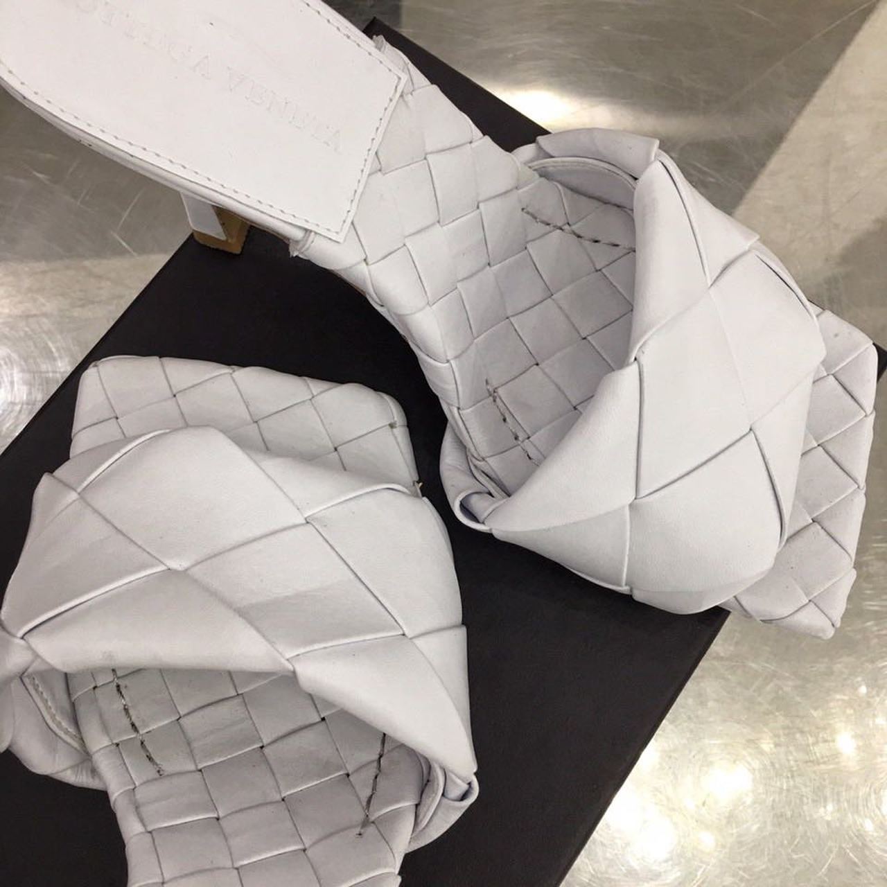 Bottega Veneta Lido Flat Square Toe Heels Lambskin Leather Spring/Summer 2020 Collection, White