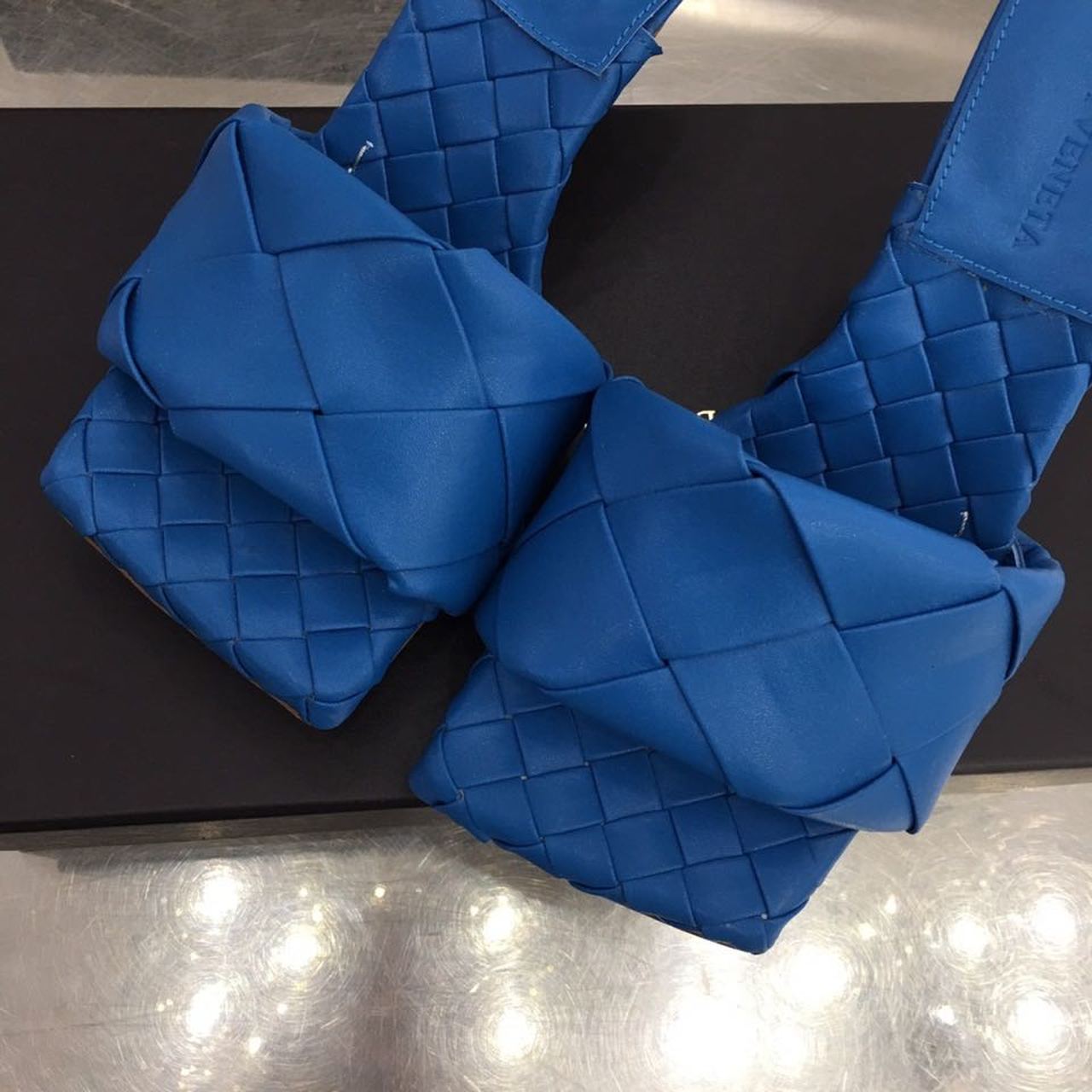 Bottega Veneta Lido Flat Square Toe Heels Lambskin Leather Spring/Summer 2020 Collection, Dark Blue