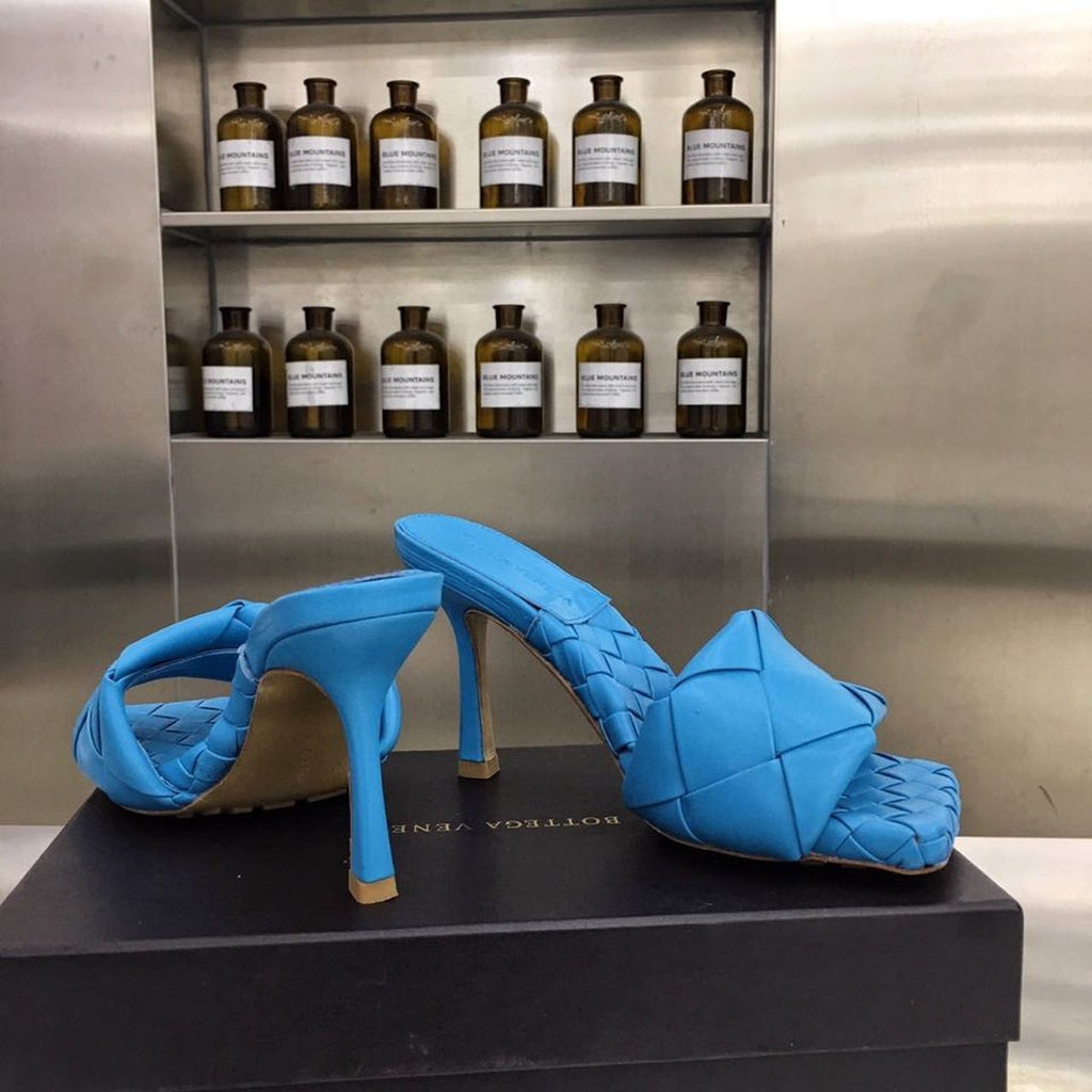 Bottega Veneta Lido Flat Square Toe Heels Lambskin Leather Spring/Summer Collection, Blue