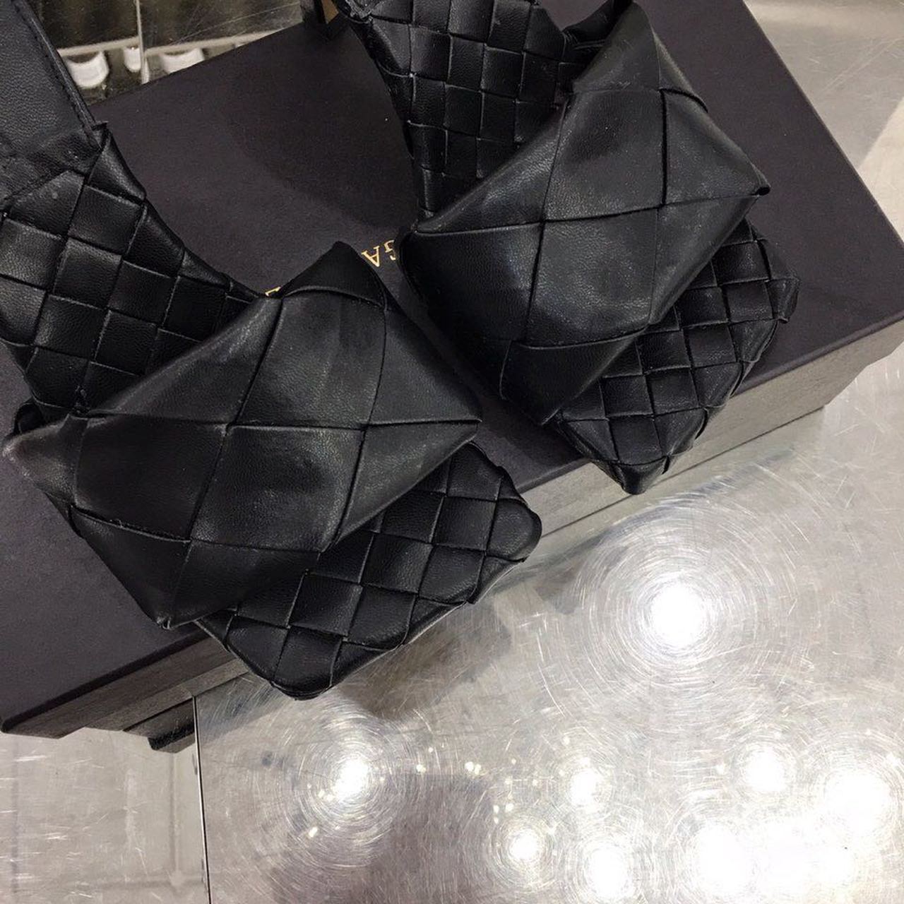 Bottega Veneta Lido Flat Square Toe Heels Lambskin Leather Spring/Summer 2020 Collection, Black