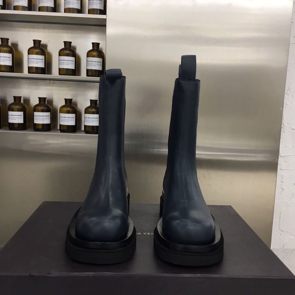 Bottega Veneta Boots Lambskin Leather Fall/Winter 2019 Collection, Dark Blue