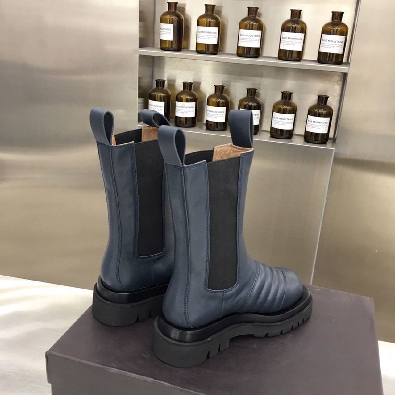 Bottega Veneta Panel Boots Lambskin Leather Fall/Winter 2019 Collection, Black
