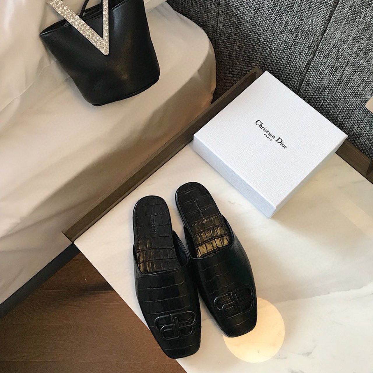 SHOES