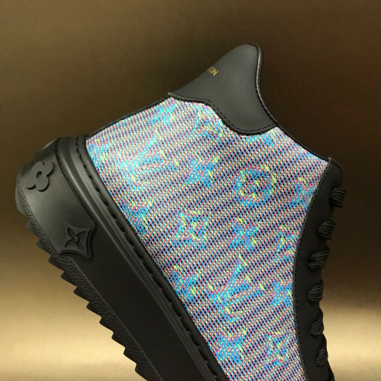 Louis Vuitton Time Out High Top Sneakers Calfskin Leather Fall/Winter Collection 1A4XYE, Blue/Black