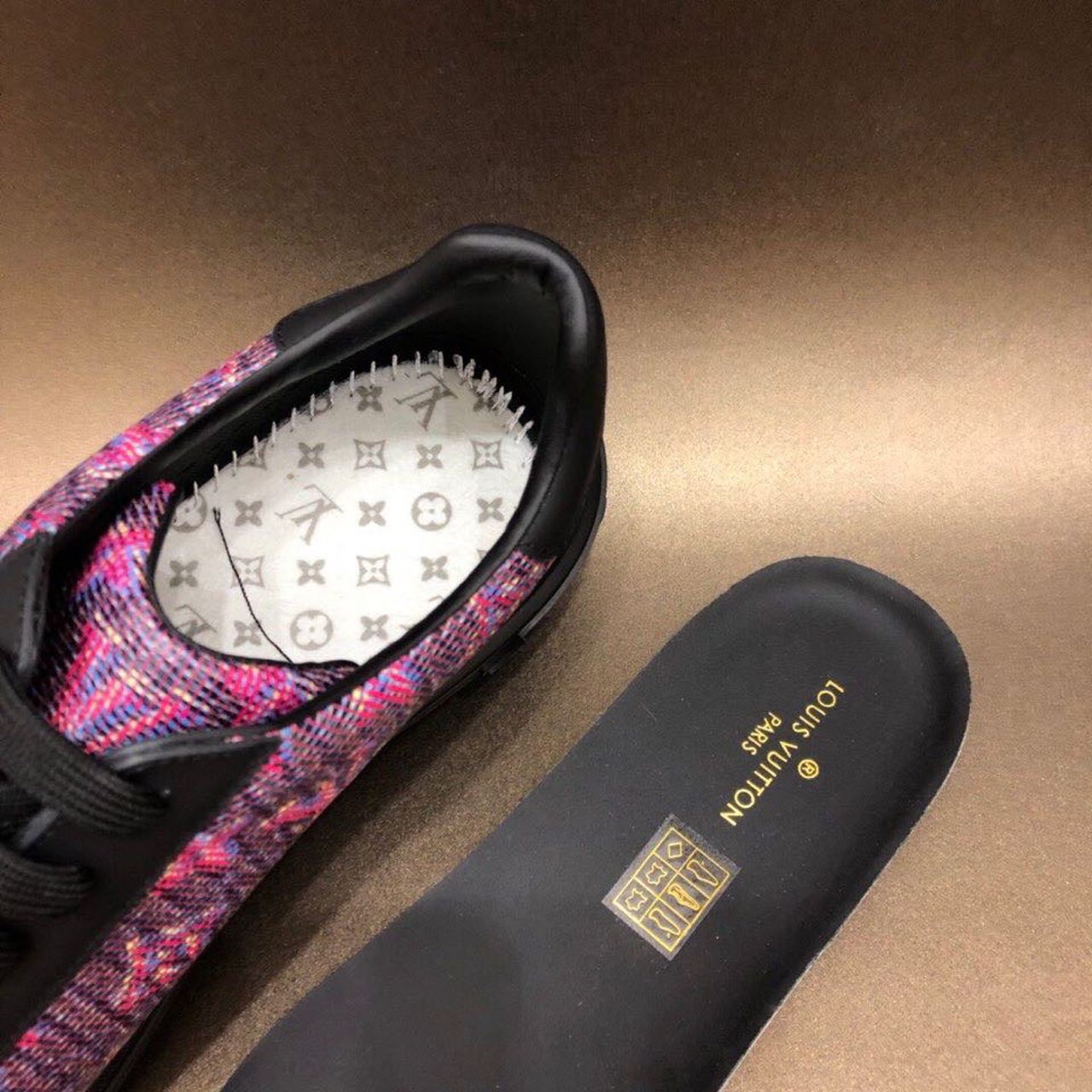 Louis Vuitton Time Out Low Top Sneakers Calfskin Leather Fall/Winter Collection, Purple/Black